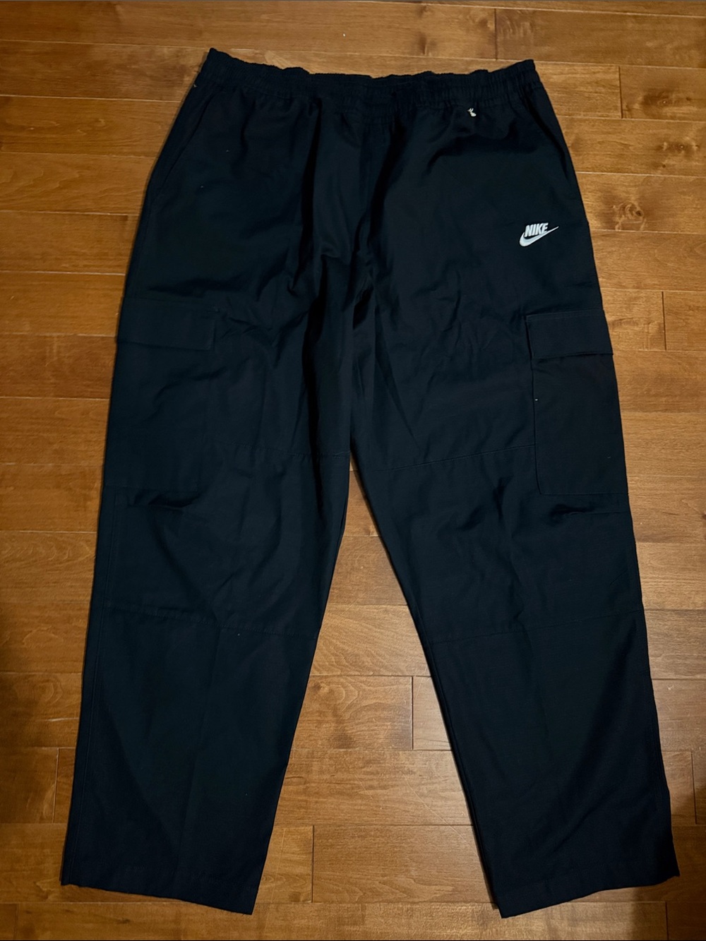 Nike Men's Black Cargo Trousers with Side Pockets